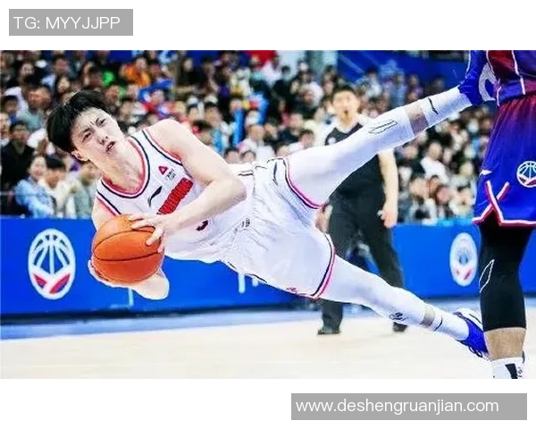 深圳篮球队强势崛起荣登篮球状态排行榜第三名展现出色竞技实力